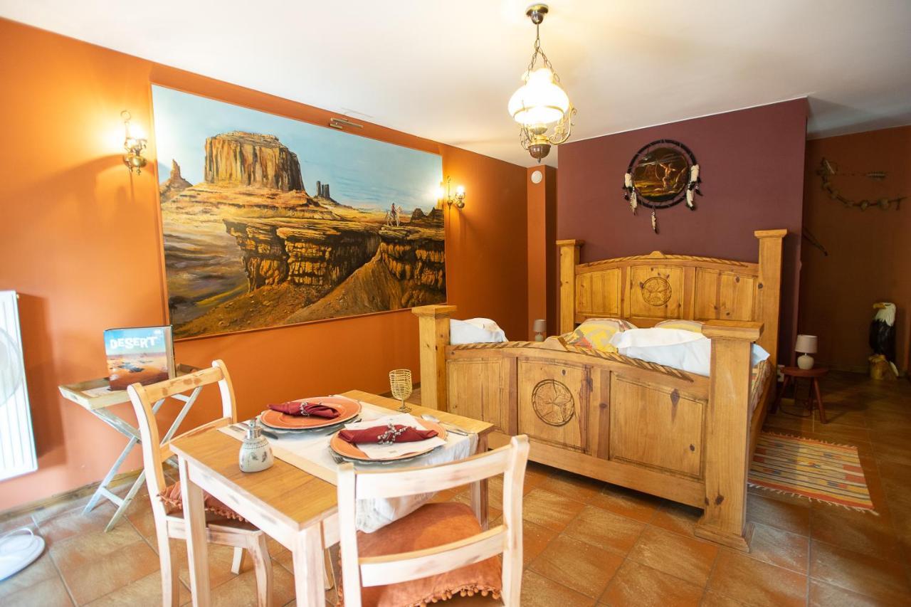 Guest House Western-City Шофонтен Экстерьер фото